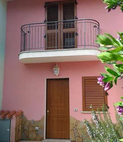 度假居 Casa Rubina *